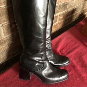 Italian Vera Gomma leather boots high quality 6.5